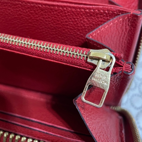 Louis Vuitton Red Wallet - Picture 10 of 15